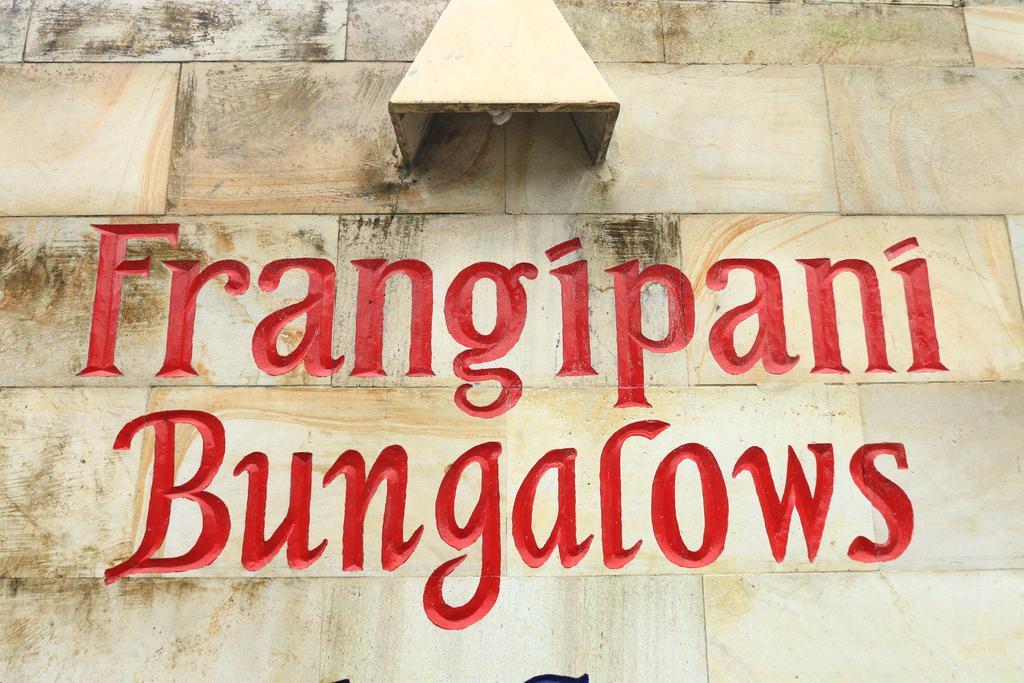 Frangipani Bungalow Ubud Exteriör bild