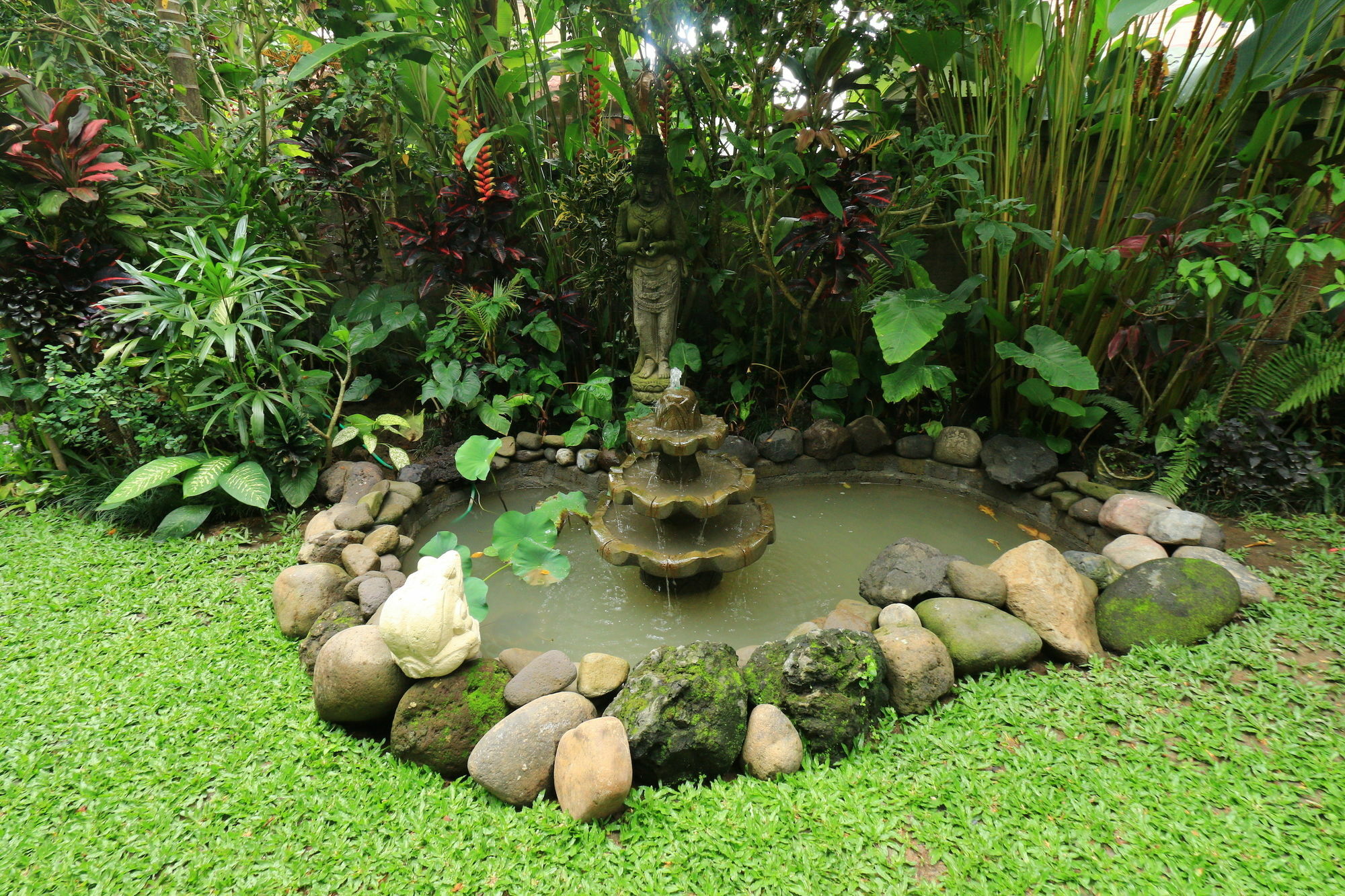 Frangipani Bungalow Ubud Exteriör bild
